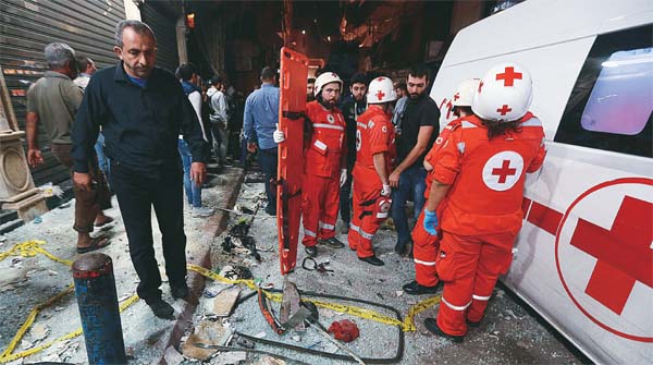 레바논 수도 자살폭탄 240명 사상