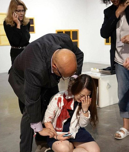 미술관서 30대 한인여성 칼에 찔려