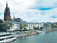 독일 프랑크푸르트 마인강변에서 괴테를 추억하다