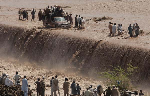 파키스탄 폭우 71명 사망