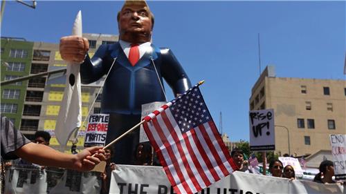 LA, 노동절 집회ㆍ‘反 트럼프’ 시위 온종일 몸살