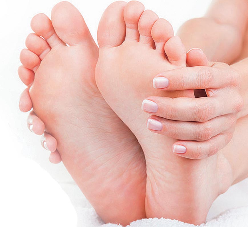 발이 차고 자주 붓는다면… 혈액순환 원인 혈전·당뇨병 의심을