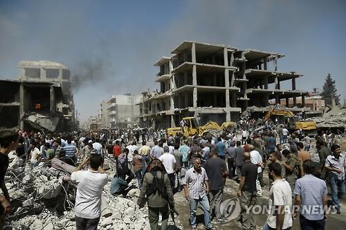 시리아 쿠르드지역 폭탄공격에 40여명 사망…IS, 배후 자처
