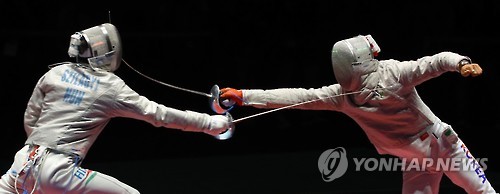 김정환, ‘구본길 복수전’  펼치고 동메달