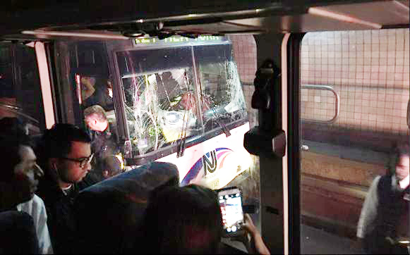 NJ 트랜짓 버스 추돌 40여명 부상