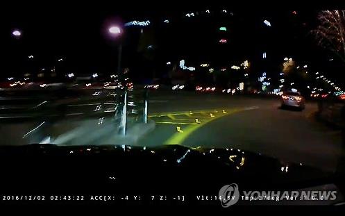 경찰, ‘음주뺑소니’ 강정호 재소환해 ‘운전자 바꿔치기’ 추궁