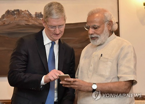 “애플, 인도 생산 첫 모델은 아이폰SE…세제 혜택 없어도 진행”