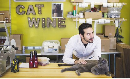 “애완동물도 가족” 고양이 와인 등장 인기