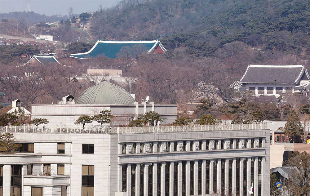 ‘박 대통령 운명의 날’ 전국민 숨막히는 긴장…헌재 선고 후 향후 시나리오