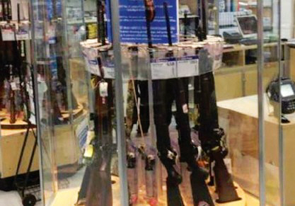 “신학기 준비물 엽총?” 월마트, 총기광고로 뭇매