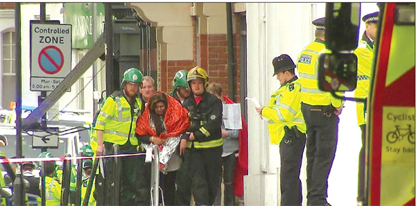 런던， 이번엔 지하철 테러…최소 22명 부상
