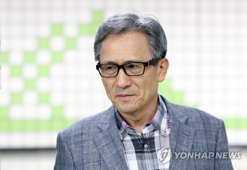 ‘軍댓글공작’ 임관빈 전 정책실장 재소환…김관진 내일 출석