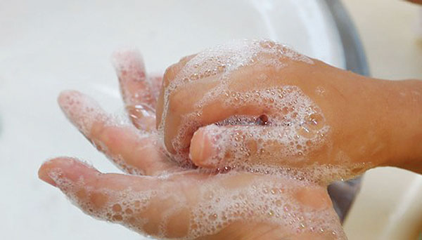 비누 종류 관계없이 20초 손 씻기, 독감예방에 최고···찬물도 괜찮아