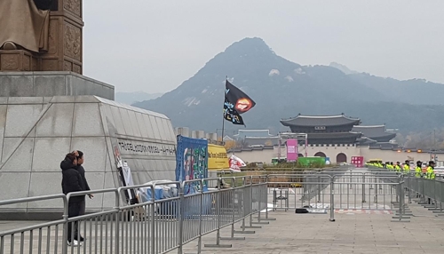 트럼프 방한 임박…靑인근 경찰·펜스 ‘경호 준비완료’