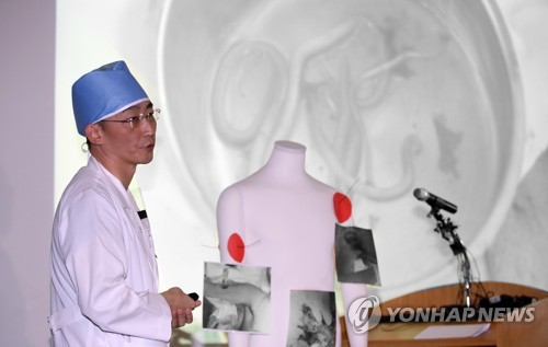 ‘몸속 수십 마리 기생충’…귀순병사 통해 엿본 북한군 실태