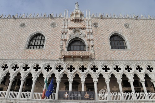 伊 베네치아서 인도보물 전시 중 도난…“수 백만 유로 가치”