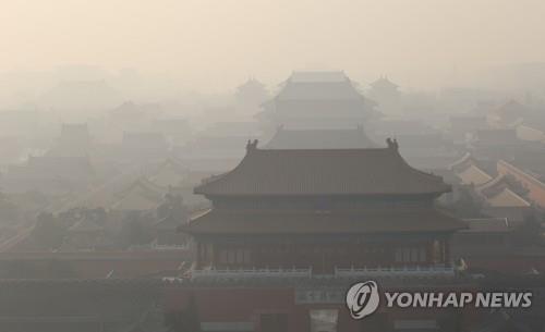 중국 공기질 급속 개선…”중국인 기대수명도 2년 늘어나”