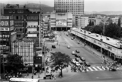 판자촌에서 현대도시로…사진으로 본 1970년대 서울 변천사