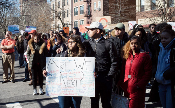 뉴욕 등 전국 고교생 동맹휴업 행진 “총기 규제하라” 한목소리