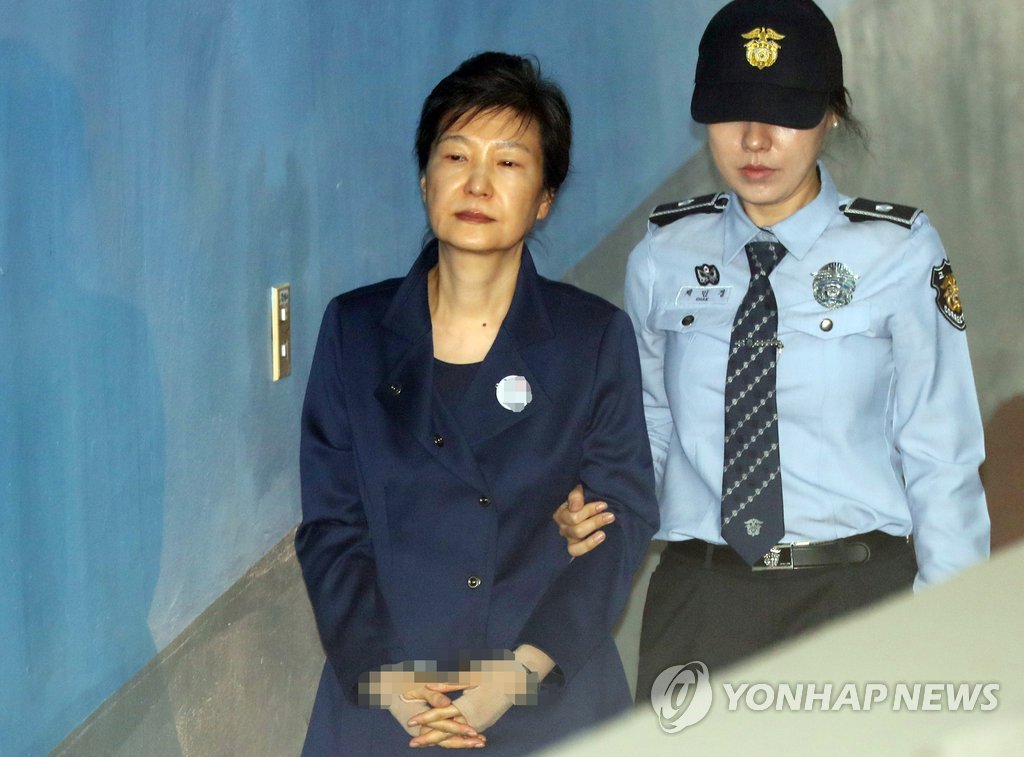 박근혜 1심 선고 6일 오후 첫 TV 중계…朴 불출석 전망