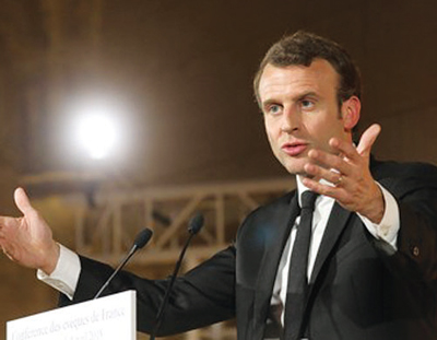 프랑스 대통령 “국가-교회 관계 개선”, 야권 등 “정교 분리 원칙 어겼다”비판