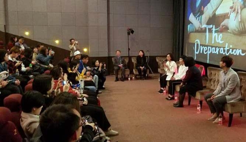 ‘베이징영화제 참석’ 고두심, 관객과의 대화…韓영화 ‘흥행가도’