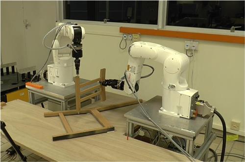 사람 닮아가는 로봇팔의 손재주…“‘IKEA’ 나무의자 조립 성공”