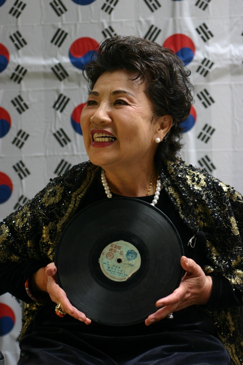 ‘홍콩 아가씨’ 부른 원로가수 금사향 별세…향년 89세