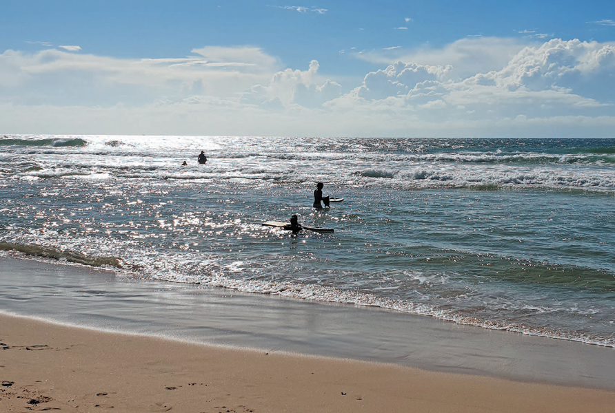 햇살 머금은 남태평양의 은빛물결 ···하늘을 시샘한 바다 (호주 퀸즐랜드주)