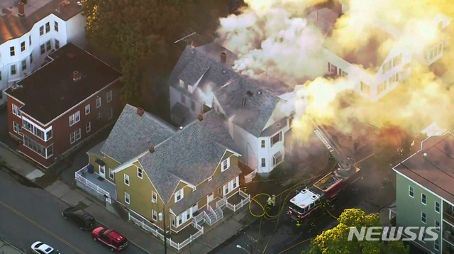미 보스턴근교 39곳서 동시에 가스폭발 화재..최소 4명입원