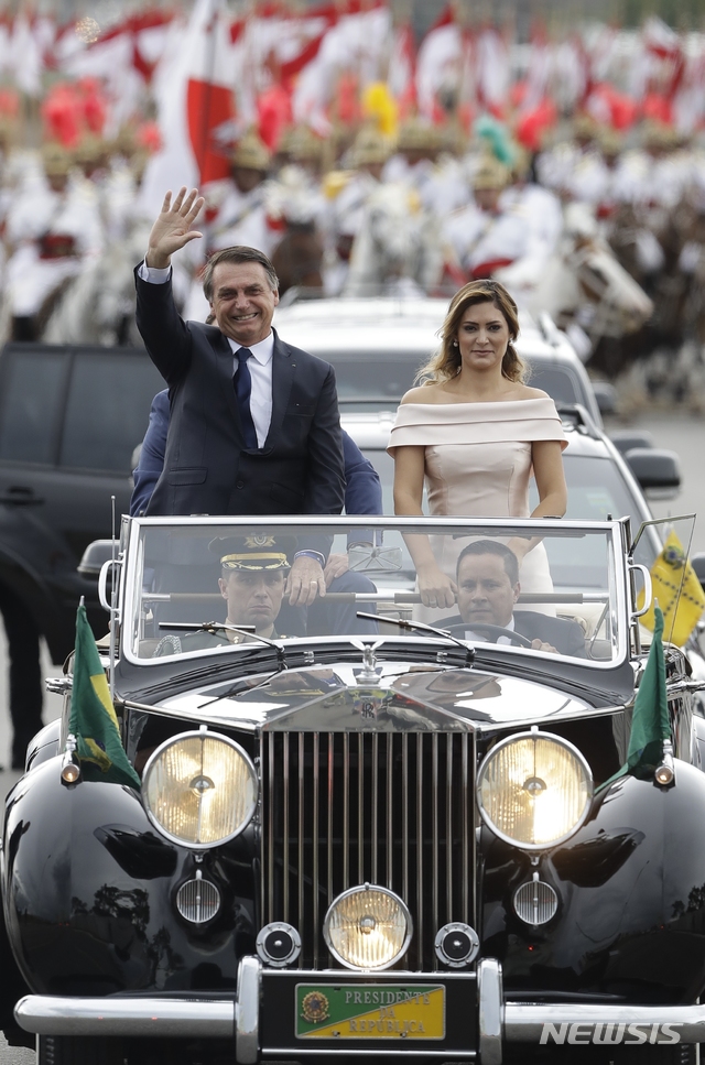 ‘브라질 트럼프’ 극우 성향 보우소나루 대통령 취임
