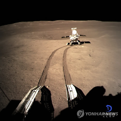 중국, 달에 연구기지 세운다… ‘창어5호’ 연말 발사