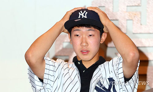 양키스 박효준, 올해 첫 MLB 시범경기 출전…1타수 1안타