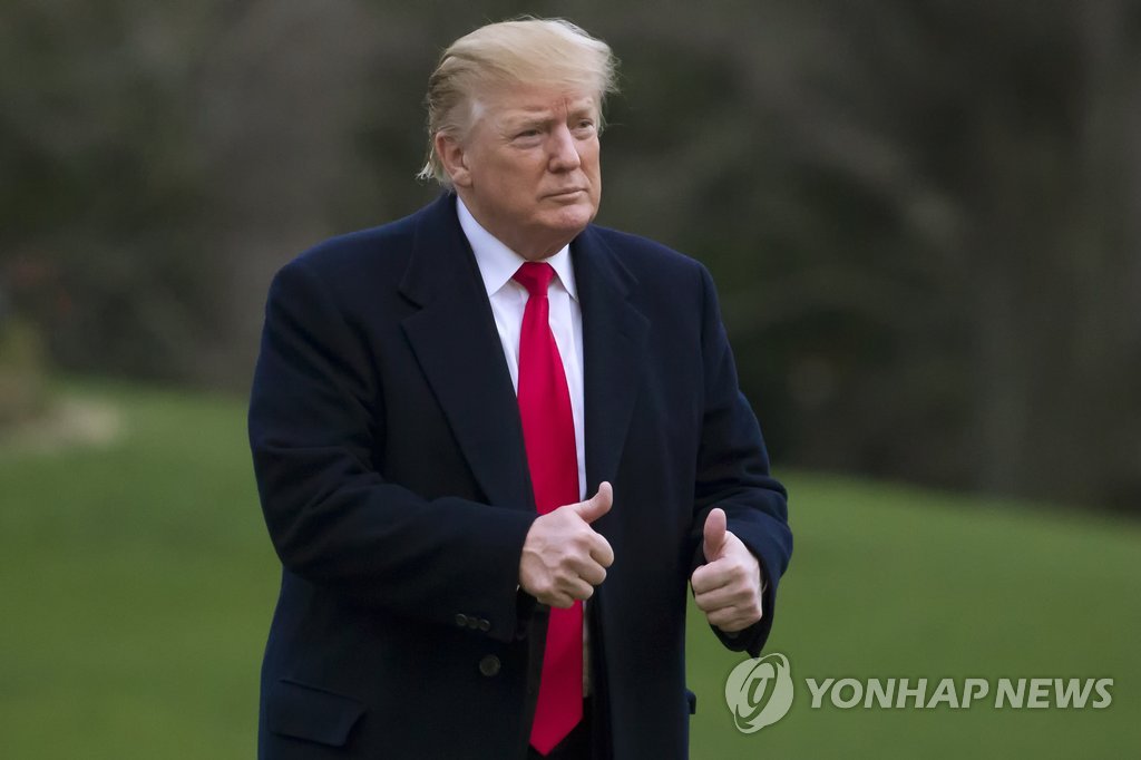 ‘면죄부’ 받고 탄핵론 털어낸 트럼프…대북 행보도 탄력받나
