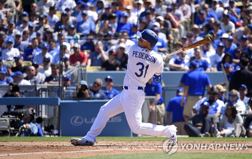 류현진, 박찬호 이래 18년 만의 한국인 MLB 개막전 승리 투수