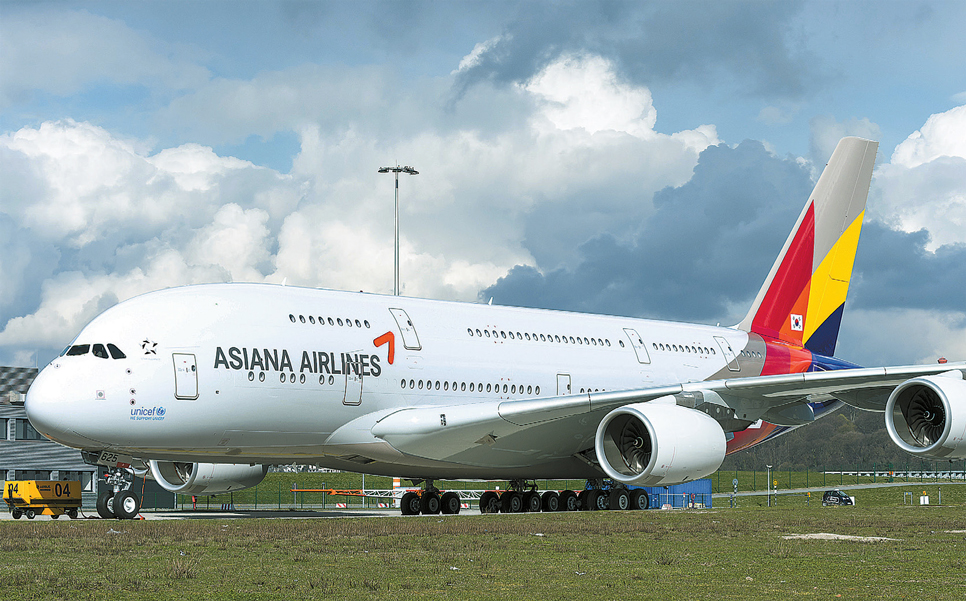 아시아나 발목 잡은 ‘하늘 위의 호텔’ A380