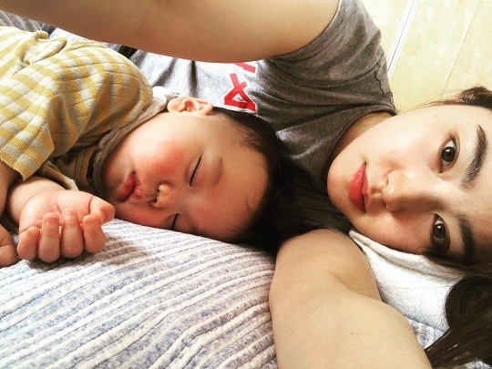 차유람, 육아 근황 공개.. “행복한 낮잠시간”