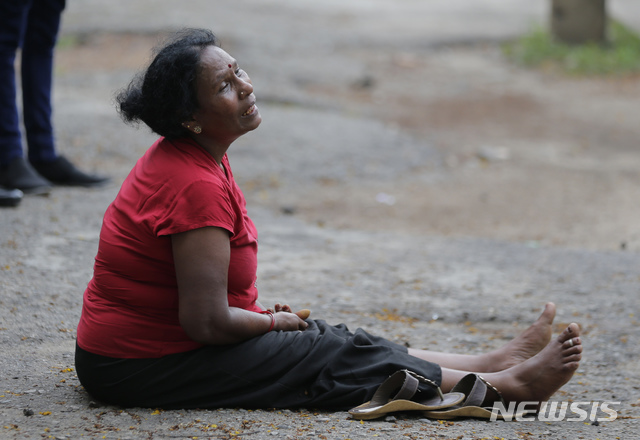 스리랑카 테러용의자 13명 체포…사망자 228명으로 늘어