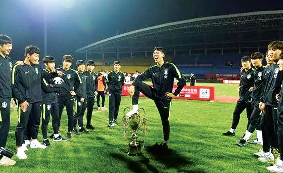 한국 U-18 축구팀, 중국서 비매너 행동으로 국제 망신