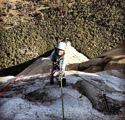 10세 소녀, 요세미티 최대 난코스 엘캐피탄 암벽 등정