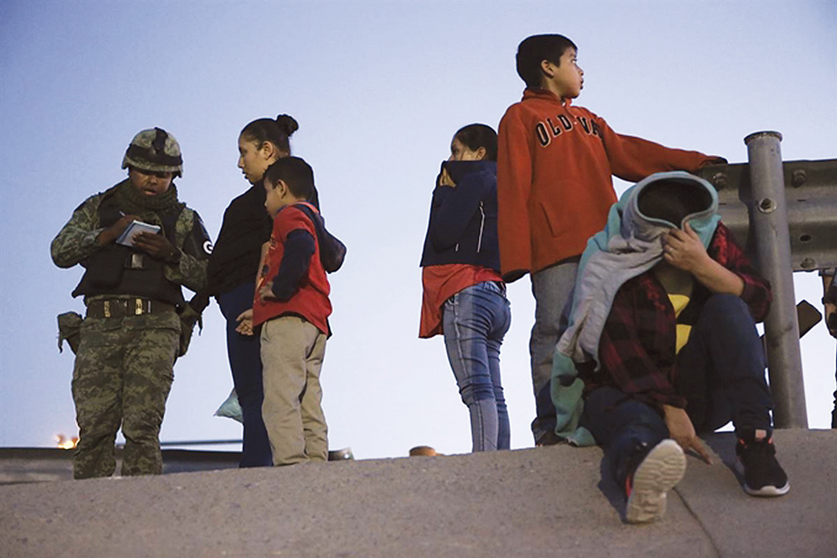 “멕시코 국경 이민 아동들 동물 취급”