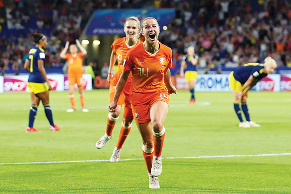네덜란드, 스웨덴 꺾고 사상 첫 월드컵 결승행