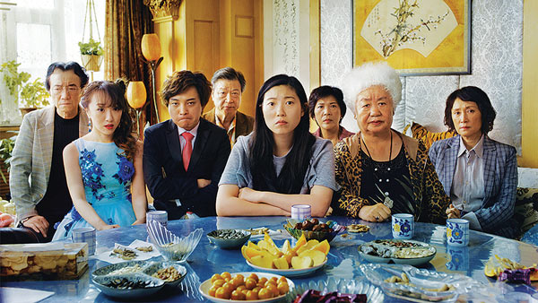 ‘작별’(Farewell), 할머니 죽음 앞두고 모인 이민 중국인 가족이야기