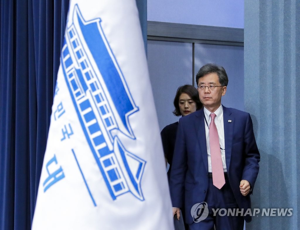 한국정부, ‘전방위적 반격’ 포문 열었다…전면전 치닫는 韓日