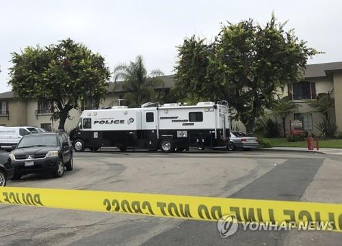 총격참사 이어 LA 인근서 무차별 칼부림…4명 사망·2명 부상