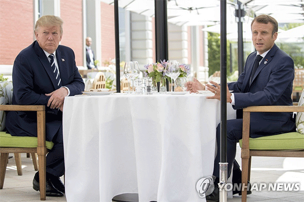 트럼프-마크롱, G7 정상회의 앞서 ‘깜짝’ 오찬 회동