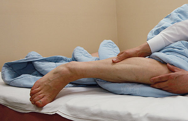 밤만 되면 다리 근질근질…하지불안증후군?