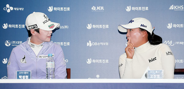 세계 1·2위 고진영·박성현, 한국서 자존심 맞대결