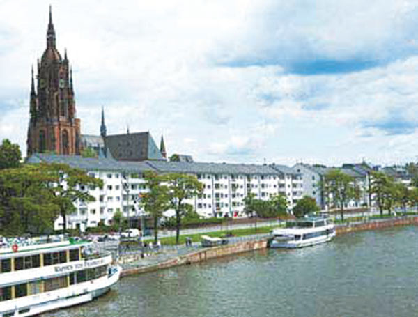 독일 프랑크푸르트 마인 강변에서 괴테를 추억하다