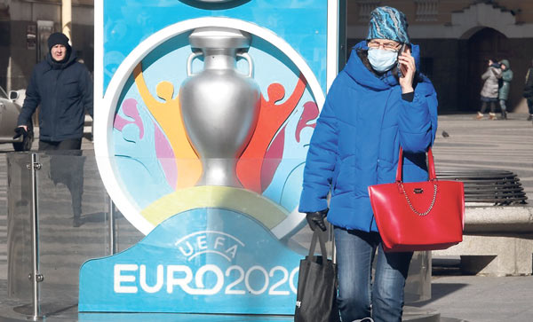 UEFA, 코로나19에 ‘백기’… 유로 2020 1년 연기